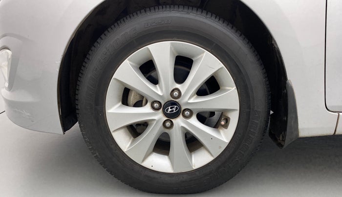 2015 Hyundai Verna FLUIDIC 4S 1.6 VTVT S, Petrol, Manual, 26,691 km, Left Front Wheel