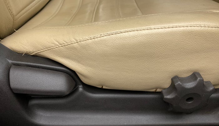 2015 Hyundai Verna FLUIDIC 4S 1.6 VTVT S, Petrol, Manual, 26,691 km, Driver Side Adjustment Panel