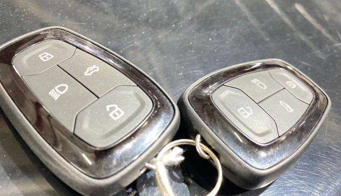 2024 Tata ALTROZ RACER R1, Petrol, Manual, 5,588 km, Key Close Up