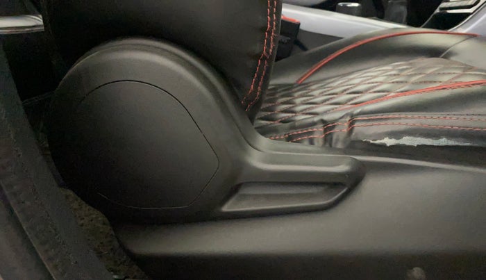 2021 Tata NEXON XM SUNROOF PETROL, Petrol, Manual, 48,543 km, Driver Side Adjustment Panel