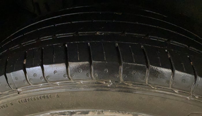 2021 Tata NEXON XM SUNROOF PETROL, Petrol, Manual, 48,543 km, Right Rear Tyre Tread