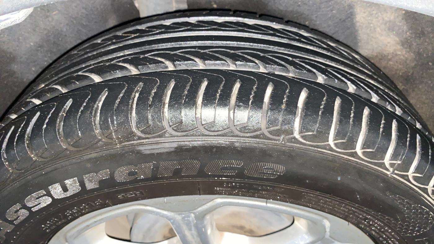 2019 Ford Ecosport TITANIUM + 1.5L DIESEL, Diesel, Manual, 42,763 km, Right Rear Tyre Tread
