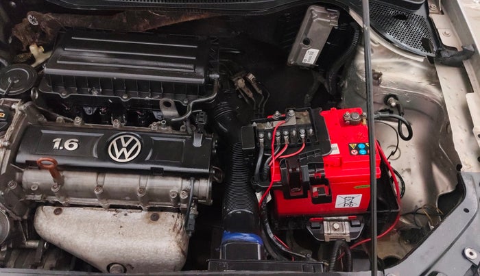 2013 Volkswagen Vento COMFORTLINE 1.6, Petrol, Manual, 94,040 km, Engine View - Left