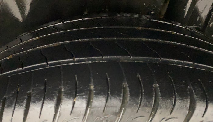 2021 Maruti Vitara Brezza VXI, Petrol, Manual, 26,693 km, Left Rear Tyre Tread