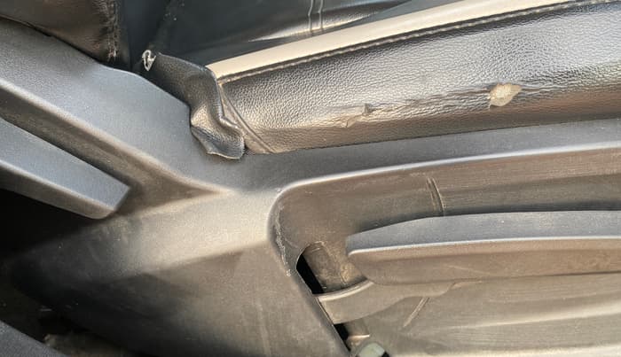 2022 Tata PUNCH ACCOMPLISHED AMT, Petrol, Automatic, 62,065 km, Driver Side Adjustment Panel