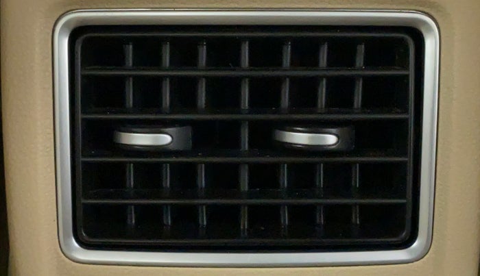 2016 Volkswagen Vento HIGHLINE TDI AT, Diesel, Automatic, 81,656 km, Rear AC Vents