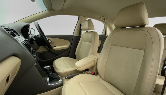 2016 Volkswagen Vento HIGHLINE TDI AT, Diesel, Automatic, 81,656 km, Right Side Front Door Cabin