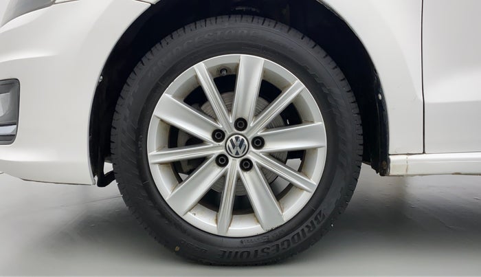 2016 Volkswagen Vento HIGHLINE TDI AT, Diesel, Automatic, 81,656 km, Left Front Wheel