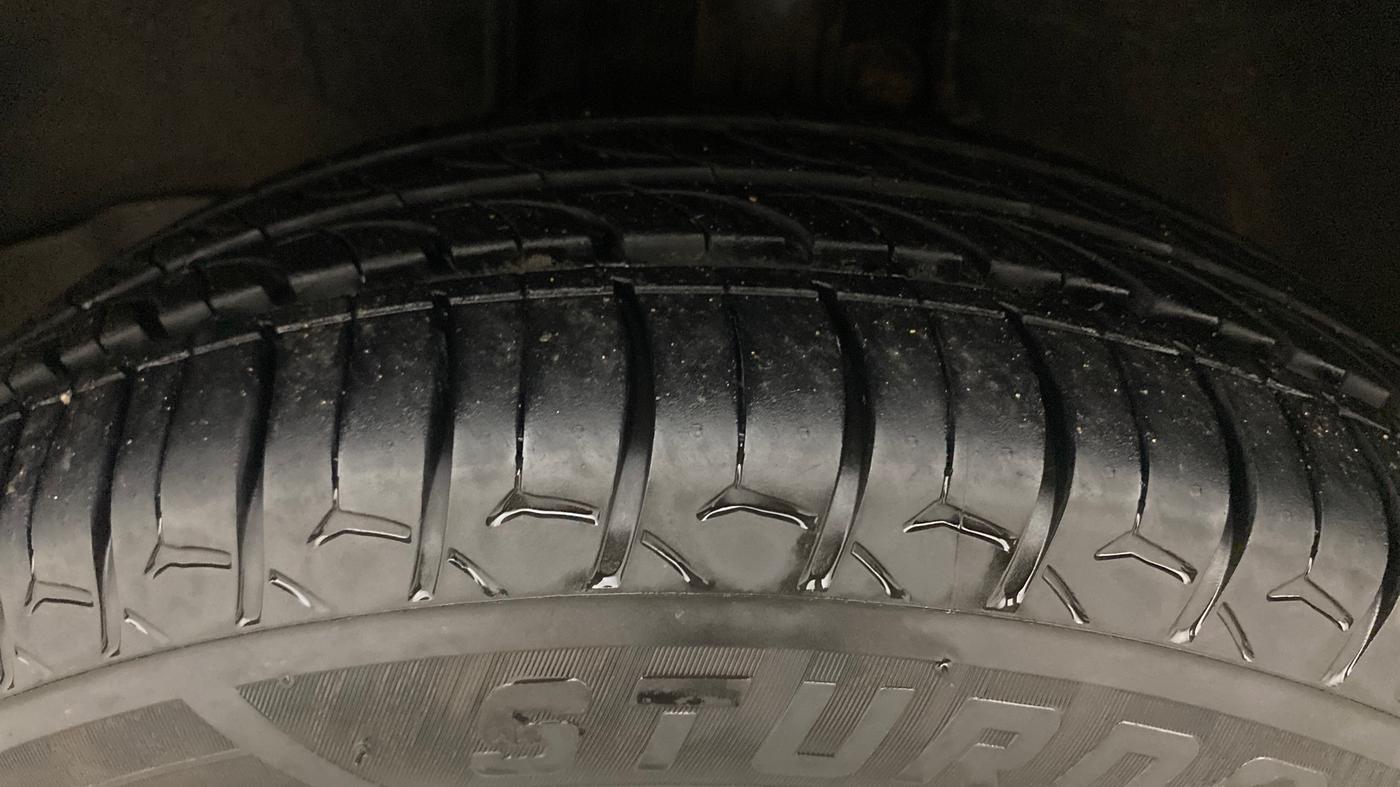 2019 Toyota Corolla Altis G CVT PETROL, Petrol, Automatic, 27,025 km, Left Front Tyre Tread