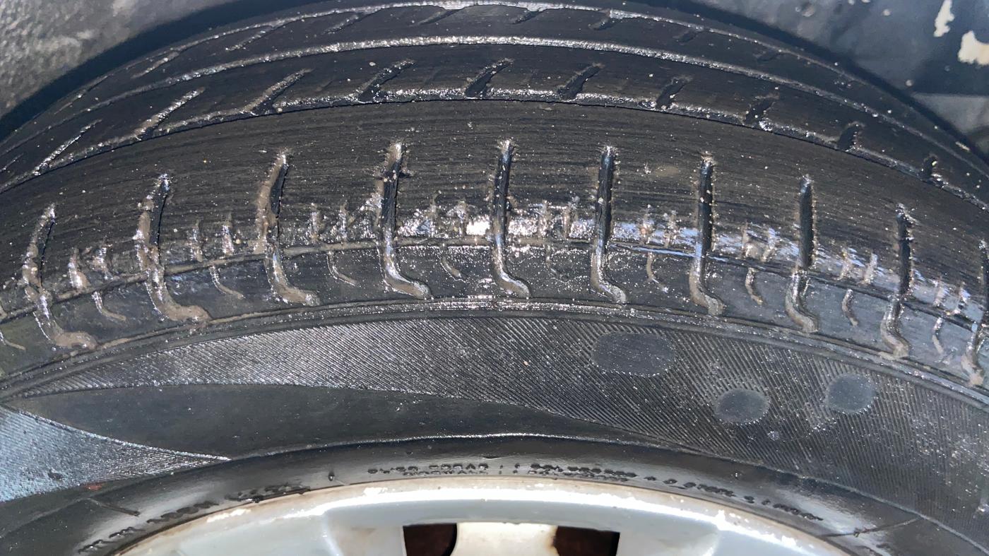 2016 Hyundai Eon ERA +, Petrol, Manual, 78,724 km, Right Front Tyre Tread