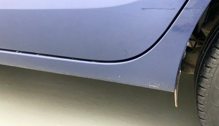 2017 Maruti Dzire VXI, Petrol, Manual, 42,756 km, Left running board - Paint is slightly faded