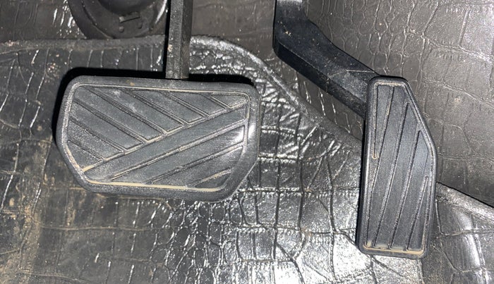 2017 Maruti Wagon R 1.0 VXI (O) AMT, Petrol, Automatic, 92,824 km, Pedals