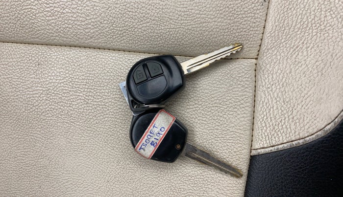 2017 Maruti Wagon R 1.0 VXI (O) AMT, Petrol, Automatic, 92,824 km, Key Close Up