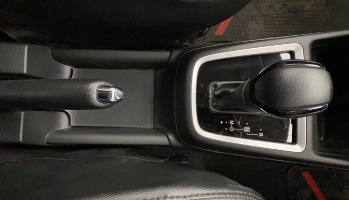 2023 Maruti Swift ZXI AMT, Petrol, Automatic, 22,855 km, Gear Lever