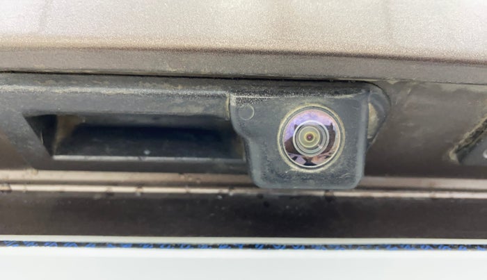 2016 Volkswagen Ameo HIGHLINE1.2L, Petrol, Manual, 55,607 km, Parking Camera