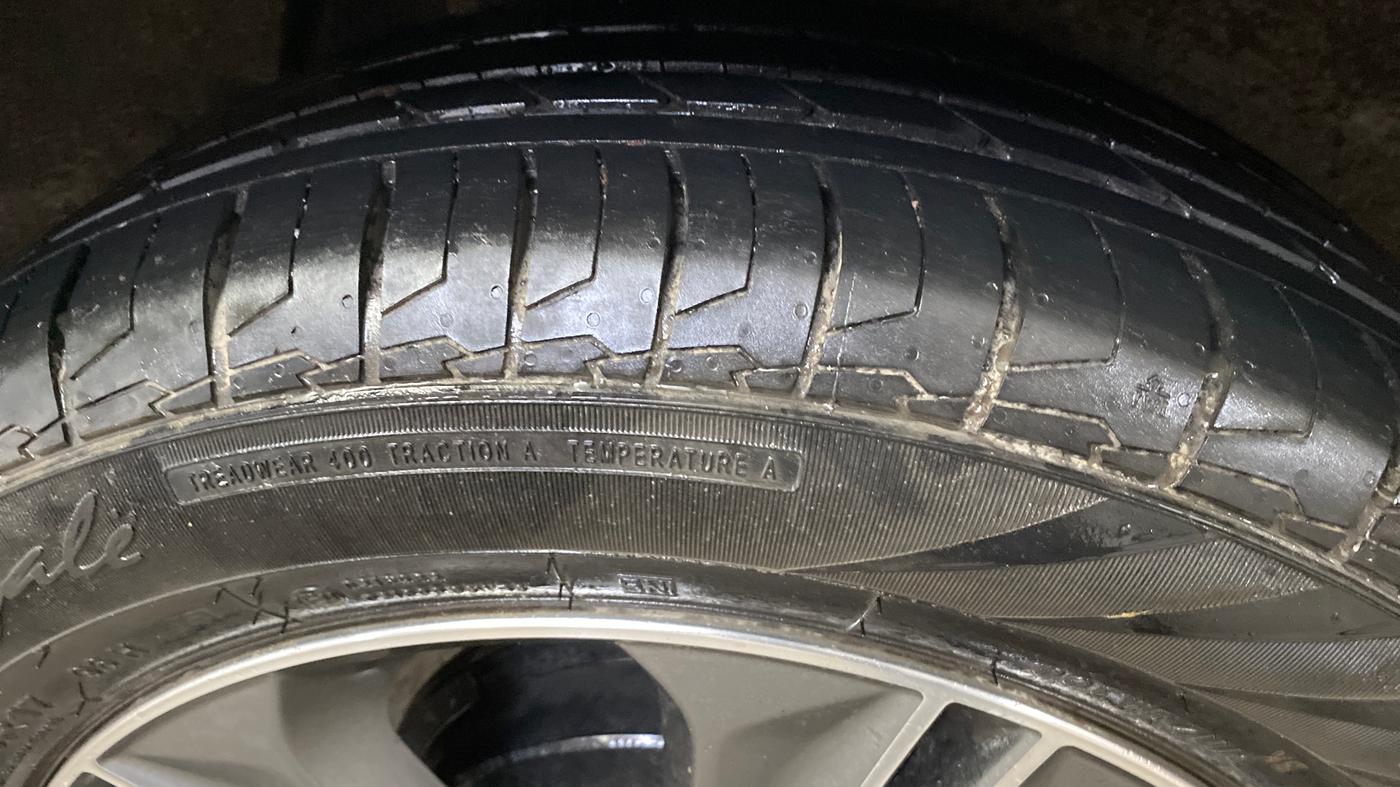 2016 Hyundai Creta SX PLUS AT 1.6 PETROL, Petrol, Automatic, 72,271 km, Right Rear Tyre Tread