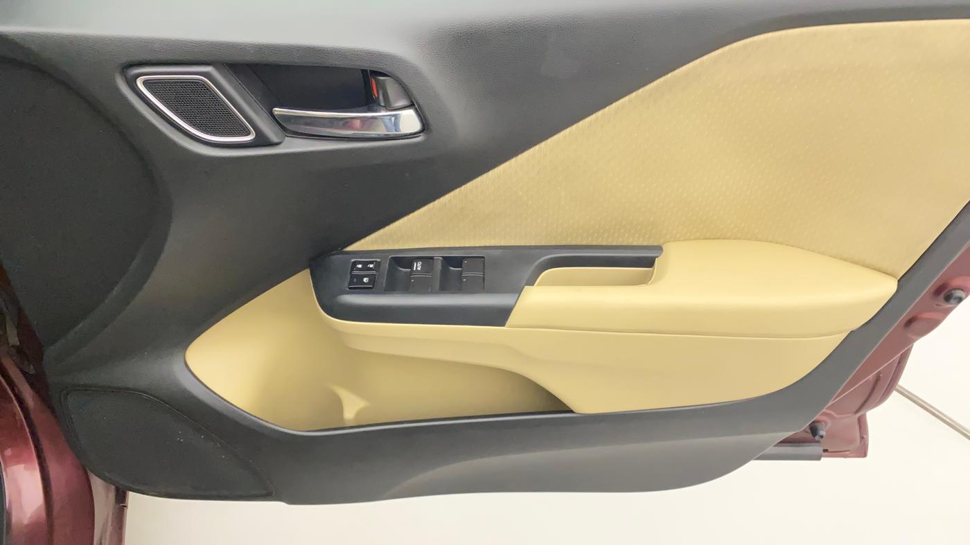 2018 Honda City 1.5L I-VTEC V MT, Petrol, Manual, 31,893 km, Driver Side Door Panels Control