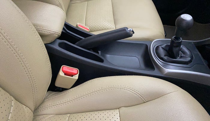 2018 Honda City 1.5L I-VTEC V MT, Petrol, Manual, 31,893 km, Gear Lever