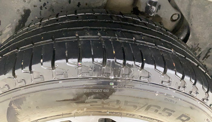 2022 Tata Harrier XZA PLUS 2.0L, Diesel, Automatic, 69,968 km, Right Rear Tyre Tread