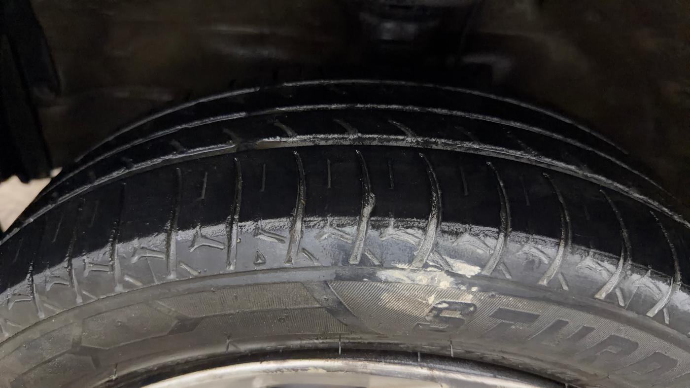 2018 Maruti Wagon R 1.0 VXI, Petrol, Manual, 85,527 km, Left Front Tyre Tread