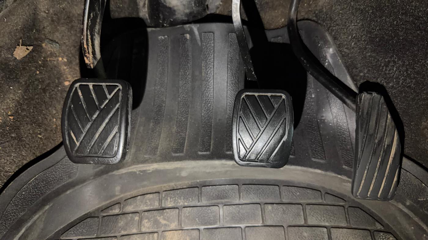 2018 Maruti Wagon R 1.0 VXI, Petrol, Manual, 85,527 km, Pedals
