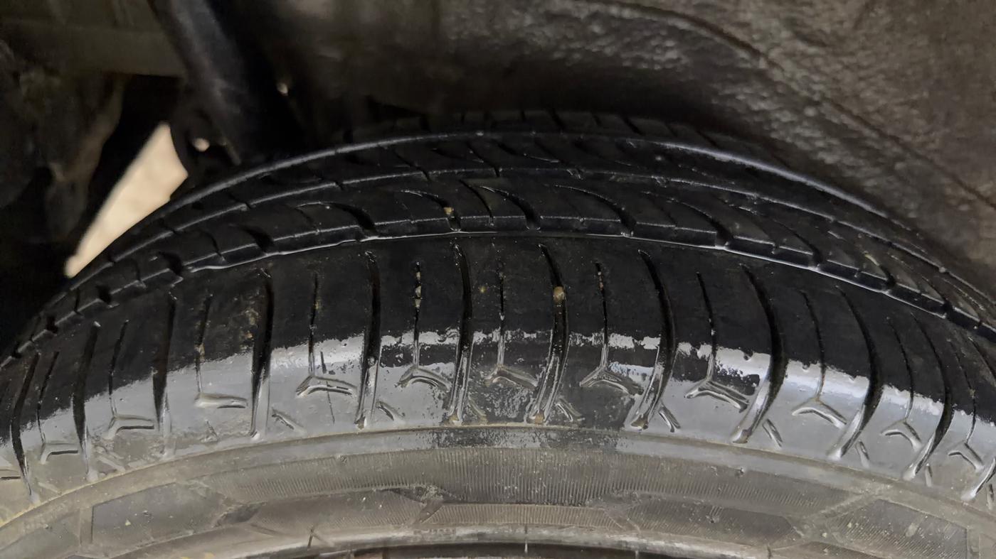 2018 Maruti Wagon R 1.0 VXI, Petrol, Manual, 85,527 km, Right Rear Tyre Tread