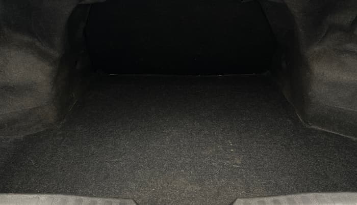 2019 Maruti Ciaz ALPHA  AT 1.5 SHVS PETROL, Petrol, Automatic, 66,671 km, Boot Inside