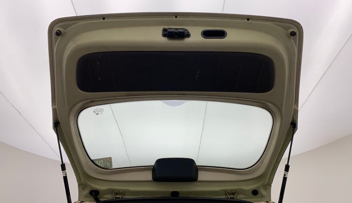 2010 Hyundai i10 MAGNA 1.2, Petrol, Manual, 1,16,613 km, Boot Door Open