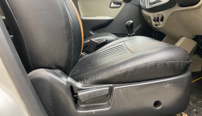 2017 Maruti Alto K10 VXI, Petrol, Manual, 16,905 km, Driver Side Adjustment Panel