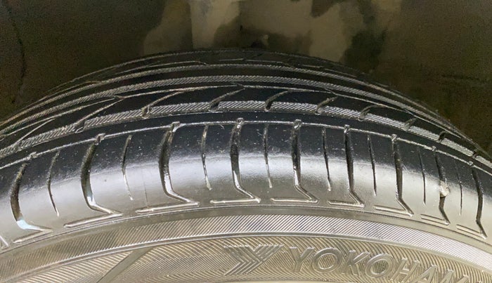 2014 Hyundai Grand i10 MAGNA 1.2 KAPPA VTVT, Petrol, Manual, 45,182 km, Left Front Tyre Tread