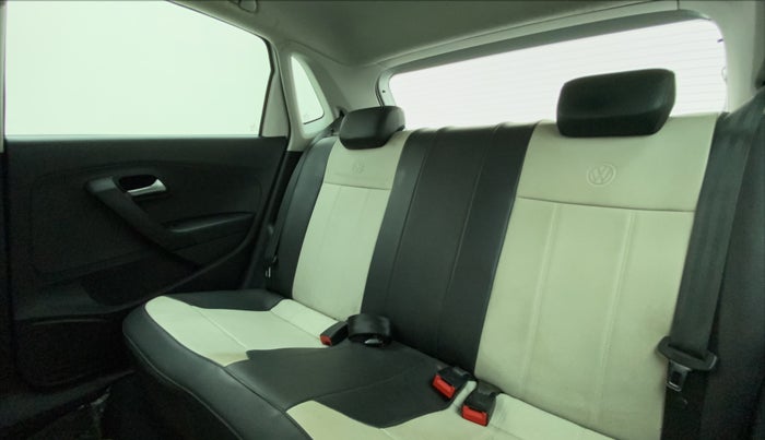 2020 Volkswagen Polo HIGHLINE PLUS 1.0 TSI AT, Petrol, Automatic, 37,660 km, Right Side Rear Door Cabin