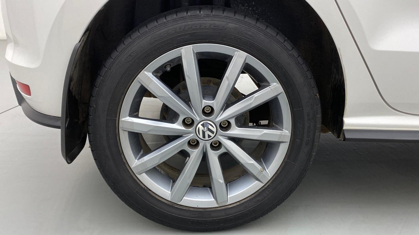 2020 Volkswagen Polo HIGHLINE PLUS 1.0 TSI AT, Petrol, Automatic, 37,660 km, Right Rear Wheel