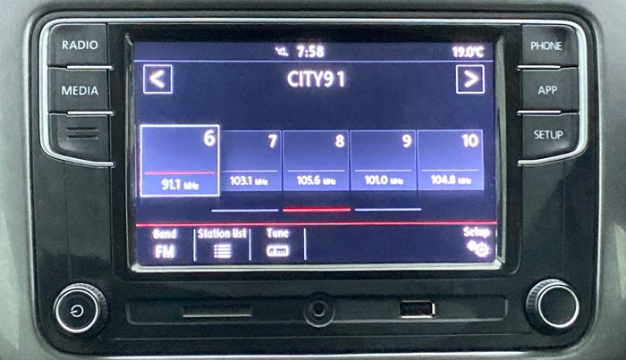2020 Volkswagen Polo HIGHLINE PLUS 1.0 TSI AT, Petrol, Automatic, 37,660 km, Infotainment System