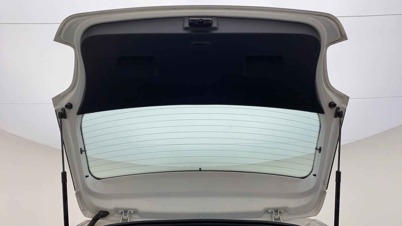 2020 Volkswagen Polo HIGHLINE PLUS 1.0 TSI AT, Petrol, Automatic, 37,660 km, Boot Door Open