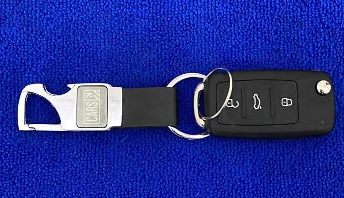 2020 Volkswagen Polo HIGHLINE PLUS 1.0 TSI AT, Petrol, Automatic, 37,660 km, Key Close Up