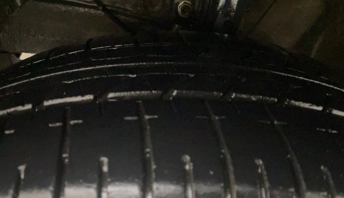 2019 Maruti Ertiga ZXI SHVS, Petrol, Manual, 40,877 km, Left Front Tyre Tread