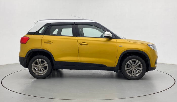 2016 Maruti Vitara Brezza ZDI PLUS DUAL TONE, Diesel, Manual, 86,427 km, Right Side View