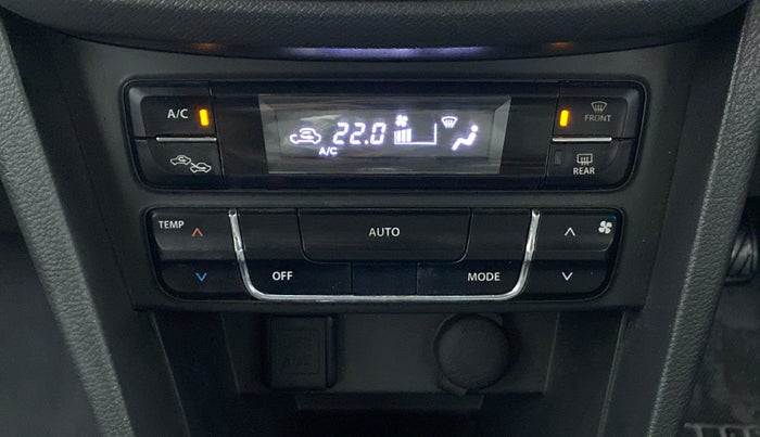 2016 Maruti Vitara Brezza ZDI PLUS DUAL TONE, Diesel, Manual, 86,427 km, Automatic Climate Control