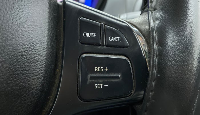 2016 Maruti Vitara Brezza ZDI PLUS DUAL TONE, Diesel, Manual, 86,427 km, Adaptive Cruise Control