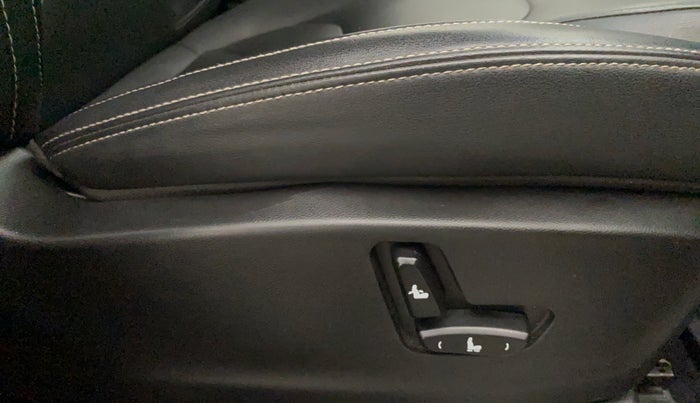 2019 MG HECTOR SHARP 1.5 DCT PETROL, Petrol, Automatic, 45,949 km, Driver Side Adjustment Panel