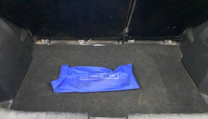 2017 Maruti Baleno DELTA PETROL 1.2, Petrol, Manual, 48,940 km, Boot Inside