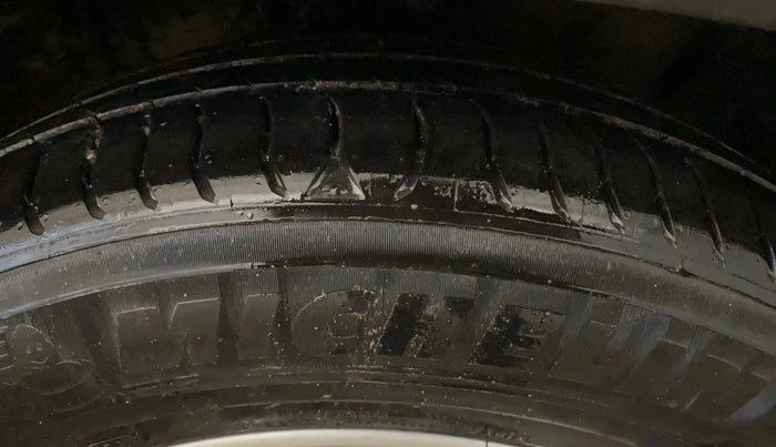 2021 Hyundai Creta SX 1.5 PETROL, Petrol, Manual, 74,935 km, Right Front Tyre Tread