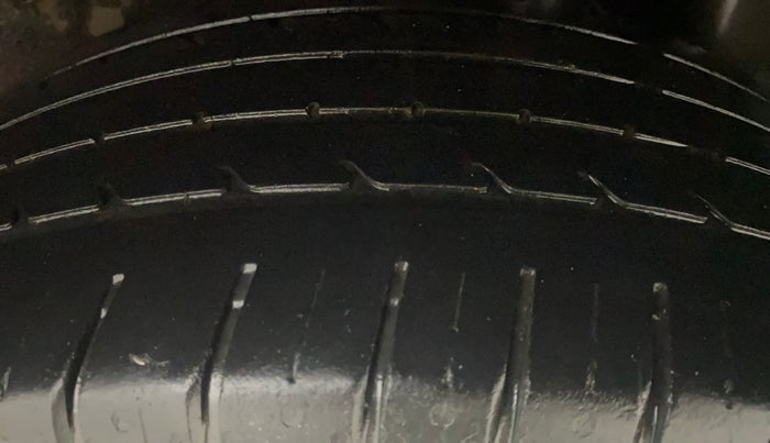 2019 Hyundai Elite i20 ASTA 1.2 (O), Petrol, Manual, 32,922 km, Left Rear Tyre Tread