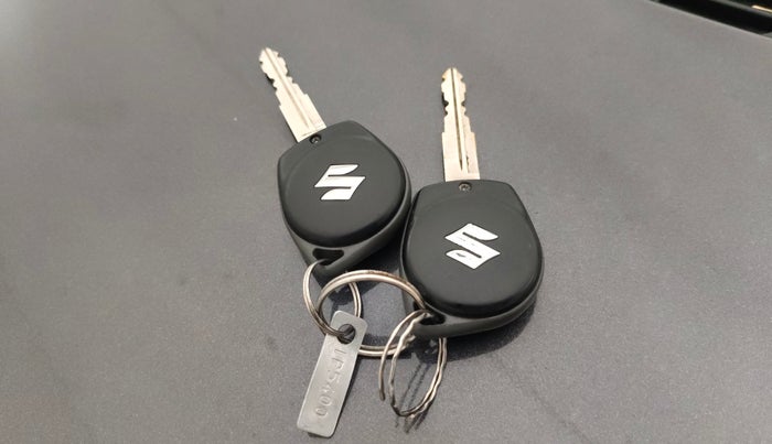 2015 Maruti Ertiga VXI CNG, CNG, Manual, 39,744 km, Key Close Up