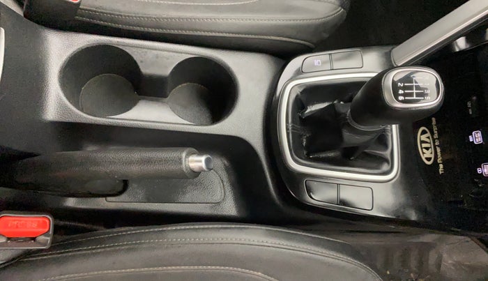 2021 KIA SELTOS HTX ANNIVERSARY EDITION 1.5 PETROL, Petrol, Manual, 61,904 km, Gear Lever