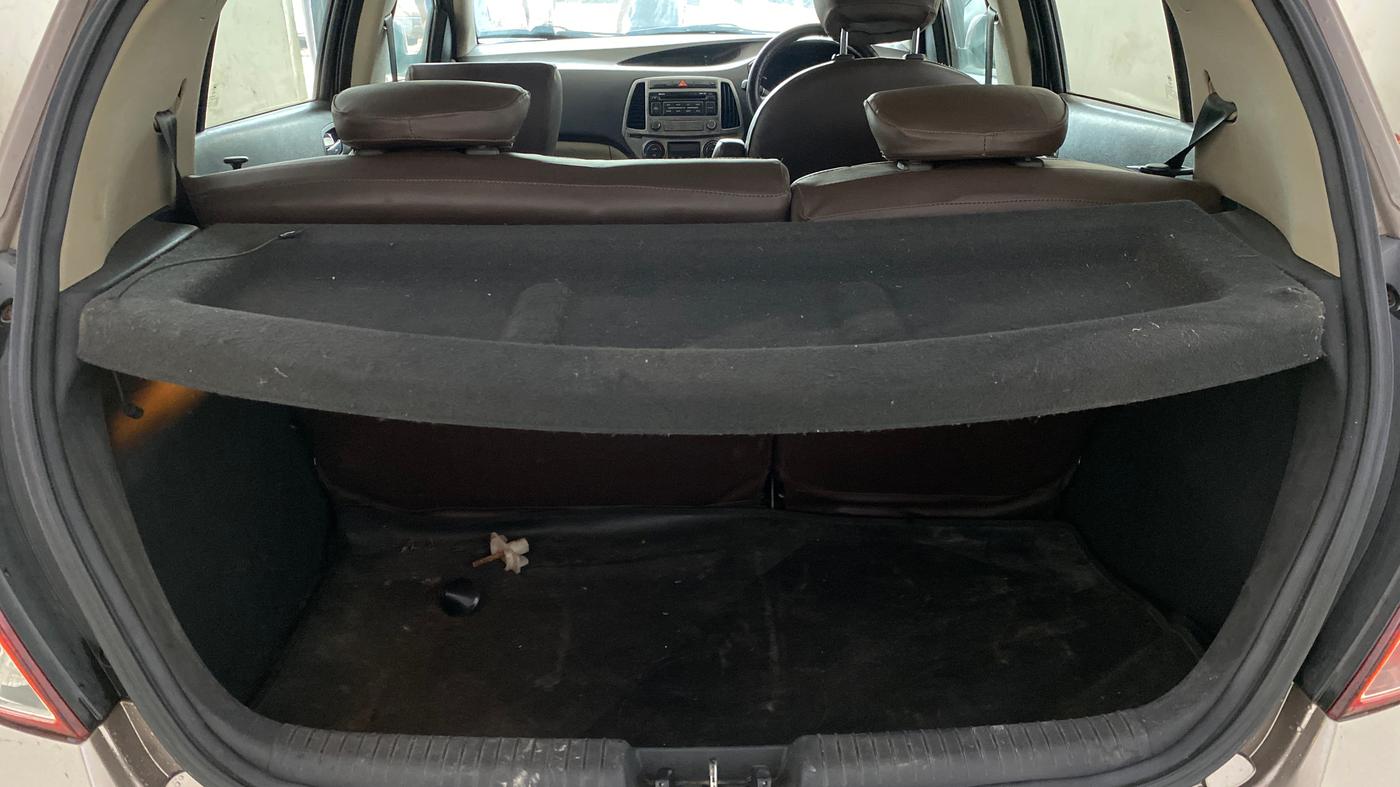 2013 Hyundai i20 ASTA 1.2, Petrol, Manual, 44,499 km, Boot Inside