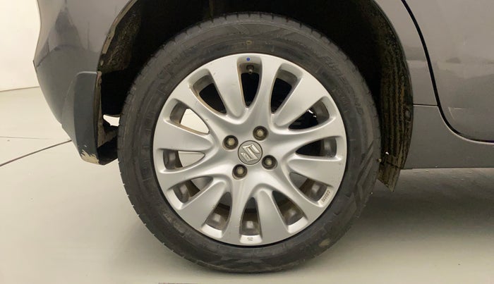 2017 Maruti Baleno ZETA PETROL 1.2, Petrol, Manual, 40,995 km, Right Rear Wheel
