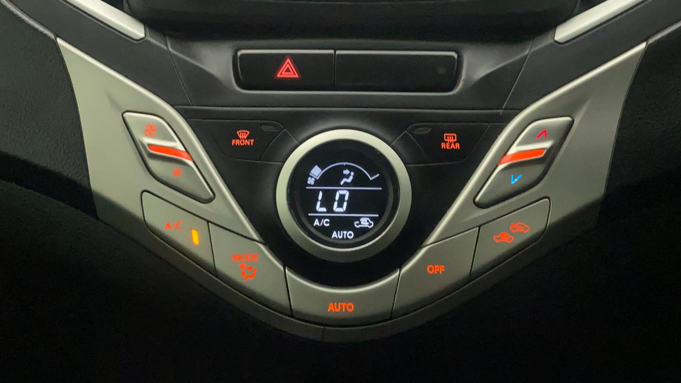 2017 Maruti Baleno ZETA PETROL 1.2, Petrol, Manual, 40,995 km, Automatic Climate Control