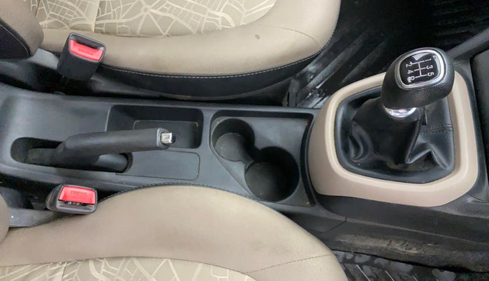 2014 Hyundai Xcent S 1.2, Petrol, Manual, 55,511 km, Gear Lever