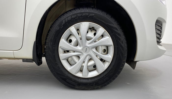 2021 Maruti Swift LXI D, Petrol, Manual, 7,969 km, Right Front Wheel